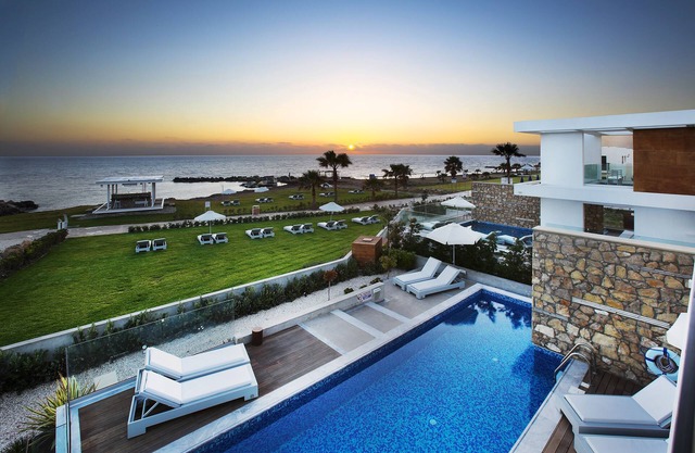 Paradise Cove Beach Villas