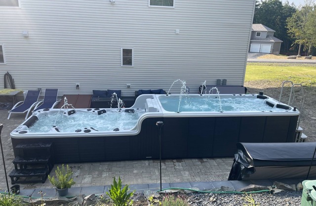 Paradise Dreamers/Hot Tub/Pool/Games/Fire Pit/Hammocks/BBQ Grills