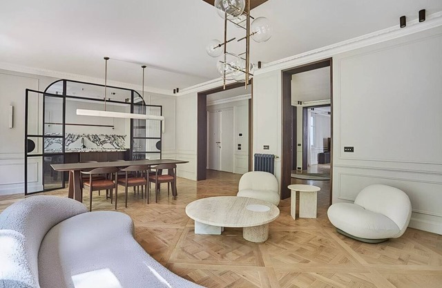 Paris at the Top – 4BR Luxury Penthouse w/ Tower Views