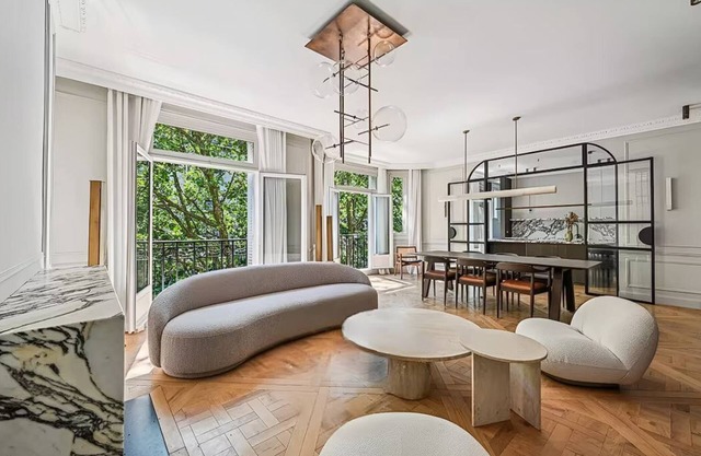 Exclusive 4BR 400m2 Penthouse by the Eiffel Tower