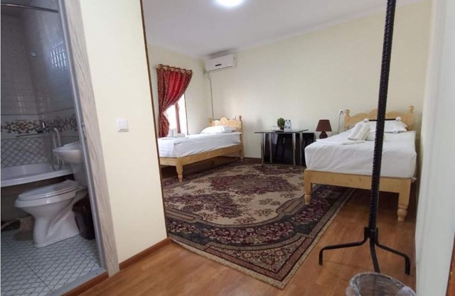 Parivash B&B - Standard Twin Room 4