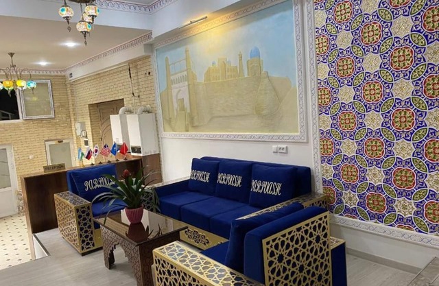 Parivash B&B - Triple twin room 1