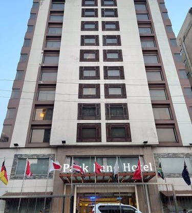 Park Lane Hotel