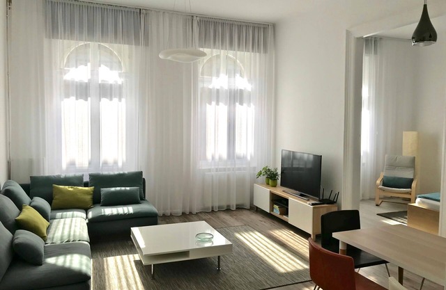 Nuevo apartamento premium de 75m2 ° City Center, AC, Netflix