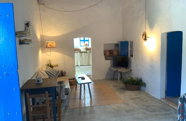 CASA PAYESA CON ENCANTO (casa con estufa de leña.)