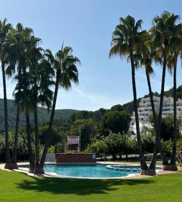 Peñiscola apartamento con piscina, barbacoa y wifi