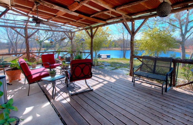 Peace & Serenity Surrounded You In Nature in a Historic Farmhouse