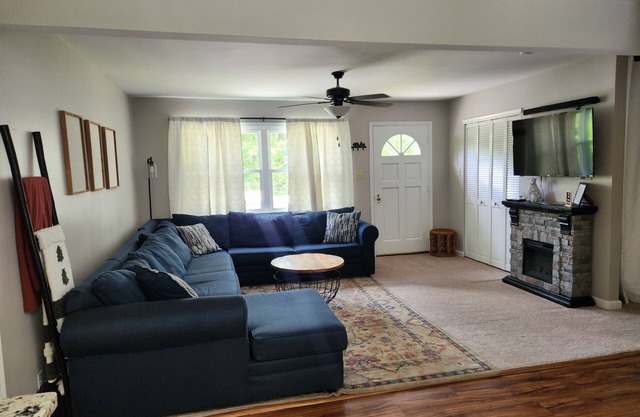 Peaceful 2-bedroom house with AC in Lake Harmony