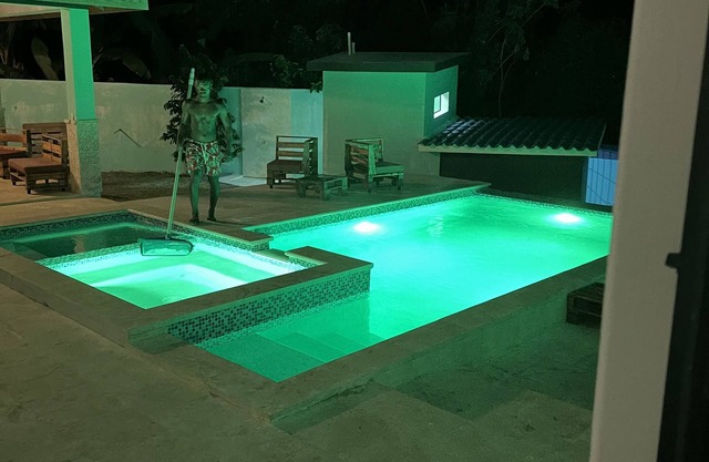 Peaceful 420 friendly getaway. Exhale in comfort & privacy.