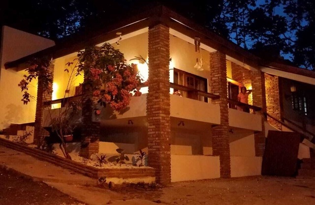 Cabina pacífica, en seguridad de los Alpes Dominicanos 24/7, clima muy agradable.