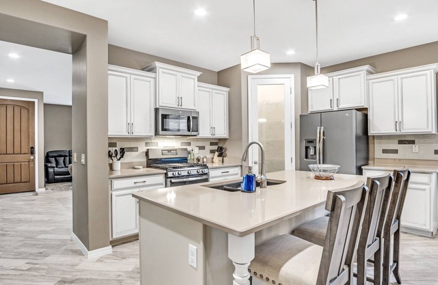 Peaceful Residential 3 Bed 3 bath Home with Pool