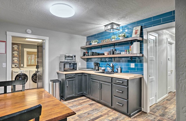 Peaceful California Home: Walk to Dtwn Sanora