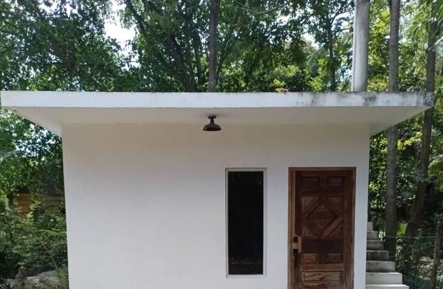Peaceful studio with WiFi in Negril, Jamaica