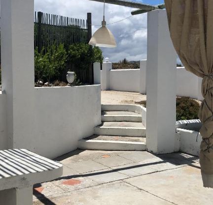 Pearly Beach greek style retreat
