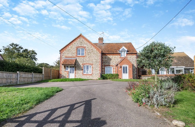 Pebble Cottage - Tres Habitaciones Casa, Capacidad 6