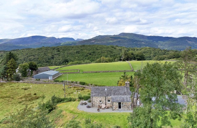 Finest Retreats | Penclogwynau