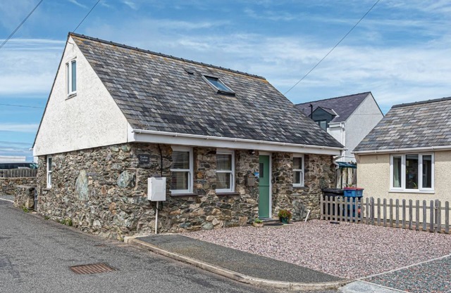 Penrhyn Cottage - una cabaña con capacidad para 4 personas en 2 habitaciones