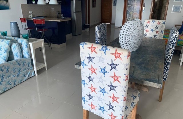 ÁTICO 601C Apartamento con vista al mar