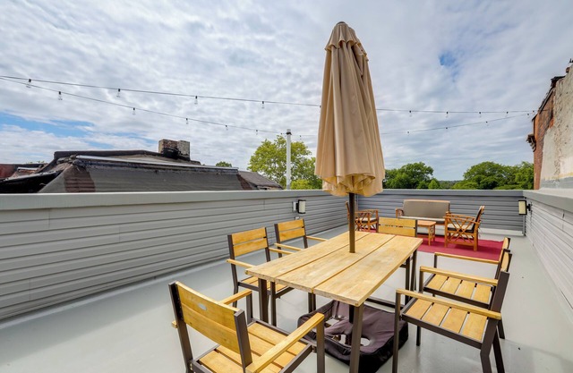 Penthouse Condo w/Rooftop Deck in Philadelphia!