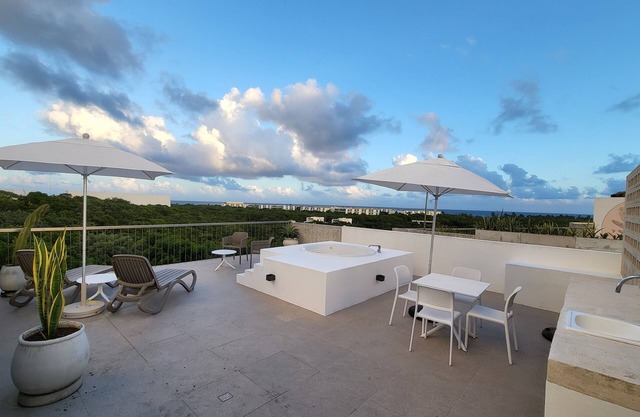 PentHouse with best location and views in Riviera Maya, private rooftop, jacuzzi