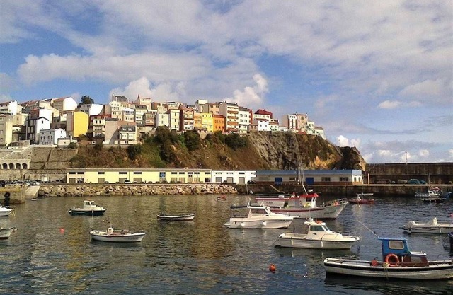 Ático con terraza y vistas al mar cerca de la playa - Ático con vistas al mar
