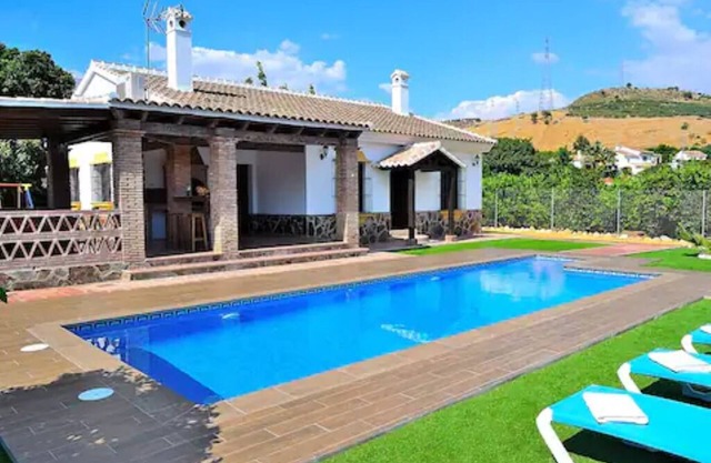 CASA PEPE Y MARI con piscina