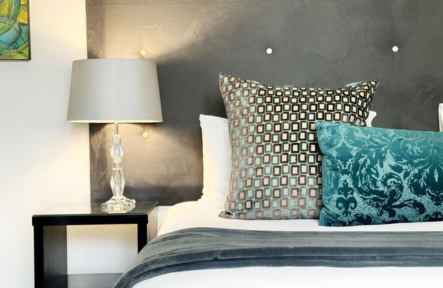 Perfect 6 bedroom Green Point Gem