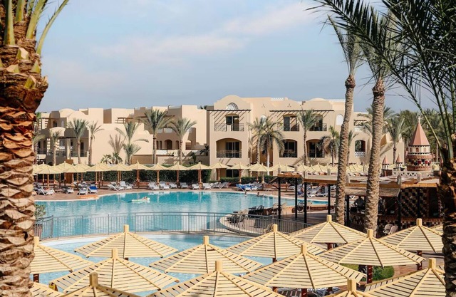 Perfect Family Getaway l Waterpark, Pool, Private Beach & Theater Show