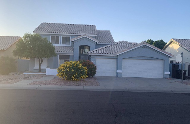 * Reducción de marzo! $ 2500 / week ,!* ¡Bonita casa! 2 millas Peoria Sports Complex