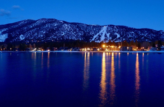 Perfecto Tahoe Cabin - Pet y familiar cerca de las mejores playas y estaciones de esquí