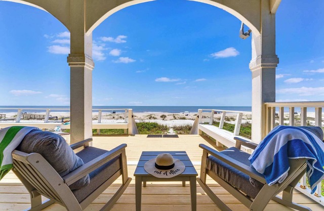 Perfect Timing- On The Beach, Sleeps 10