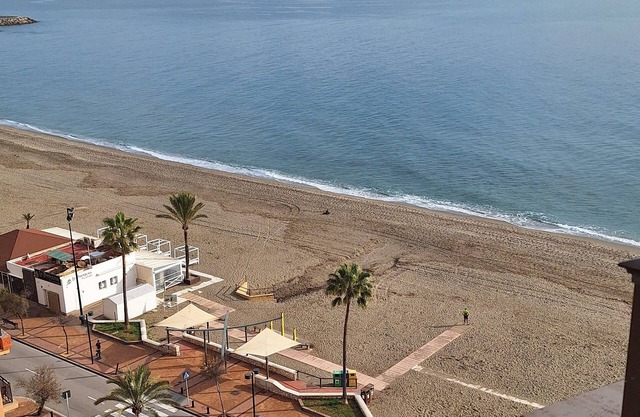 EDIFICIO PERLA 5.PRIMERA LINEA DE PLAYA