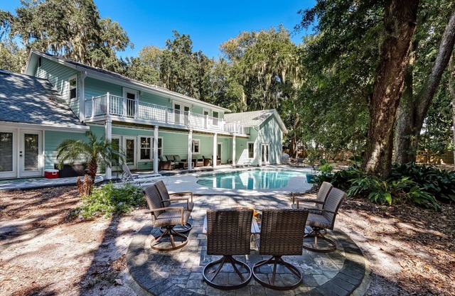 Pet Friendly | 5000 Sq Ft | 2 Living Rooms & 2 Kitchens | Optional Pool Heat | Firepit | Fenced Yard