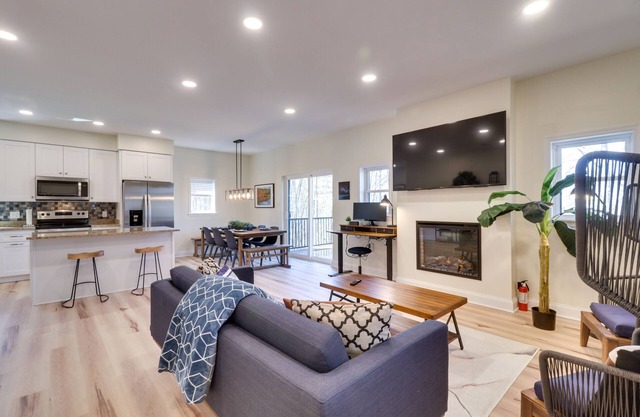 Pet-Friendly Basye Vacation Rental w/ Fireplace!