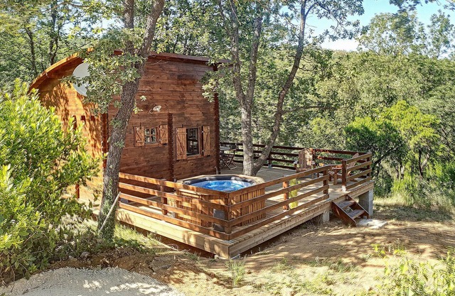 Casa que admite mascotas en La Garde.