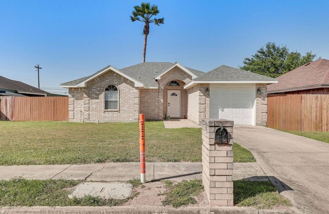 Pet-Friendly San Juan Home w/ Private Yard & Grill