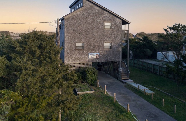 Pet Friendly Oceanfront Beach Box in Avon!