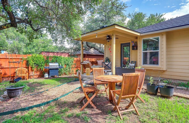 Pet-Friendly San Marcos Home ~ 3 Mi to Downtown!