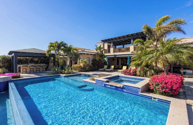 PGA Luxury Golfers Paradise @ Diamante!