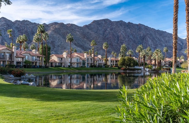 PGA WEST VILLA, PALMER, DISEÑO CONTEMPORÁNEO, ESPECTACULARES MT Y VISTAS AL AGUA! 😎⛳️