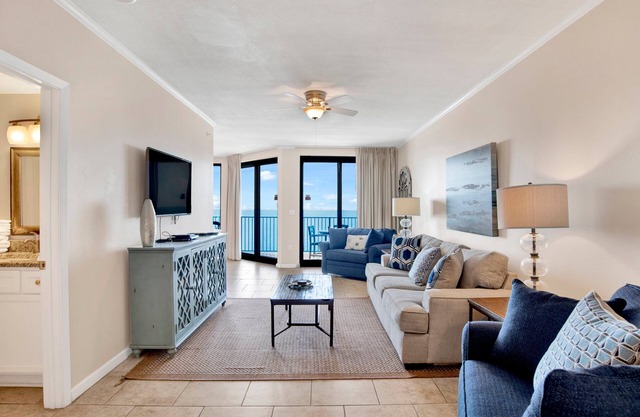 Phoenix X 1505- GulfFront View, Large Balcony!