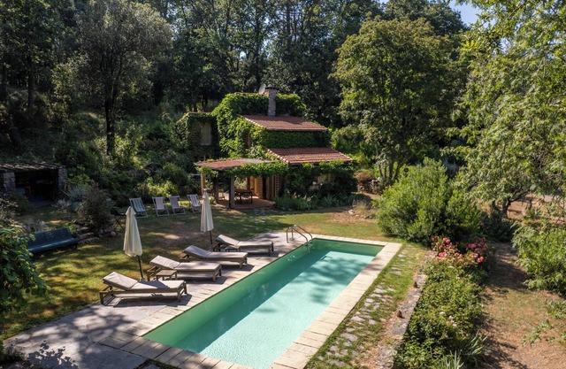 Murella, una hermosa villa con piscina privada en el bosque de Montemarcello