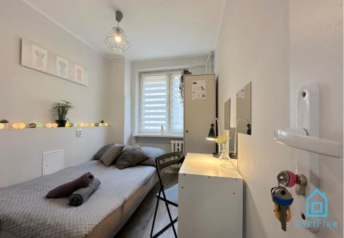 Pineapple Room 10 Min to Old Town Gdańsk,PKP & Shopping Mall