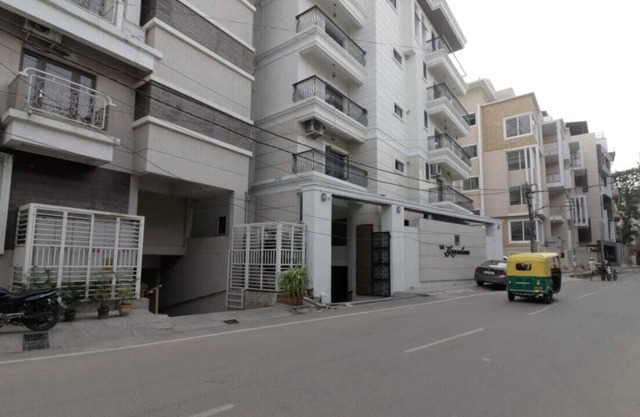 Pink Petals - Hermoso apartamento de servicio en el centro de Bangalore, cerca de MG Road