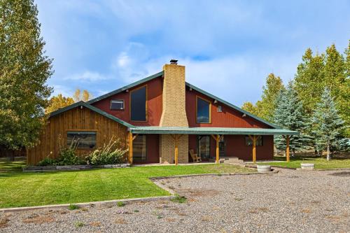 Pioneer Ridge Main House