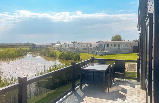 Platinum 6 berth Lodge