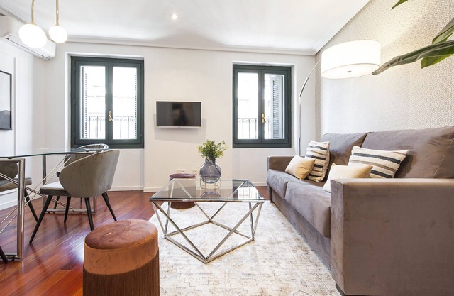 Plaza España VII- Apartamento céntrico perfecto para visitar Madrid