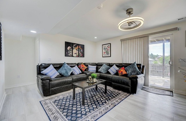 Pleasant 2-bedroom apartment in Colorado Springs