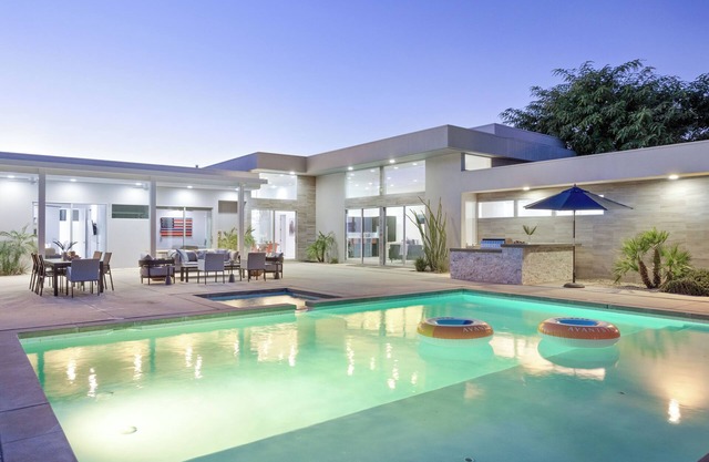 Polo Villa 6 by AvantStay | Expansive Putting Green, Pool, Spa & Outdoor Firepit