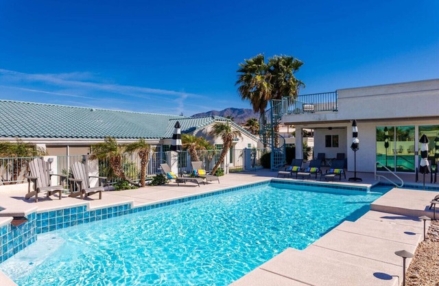 Pool | Spa | Pool Table | Lake View | Sleeps 24